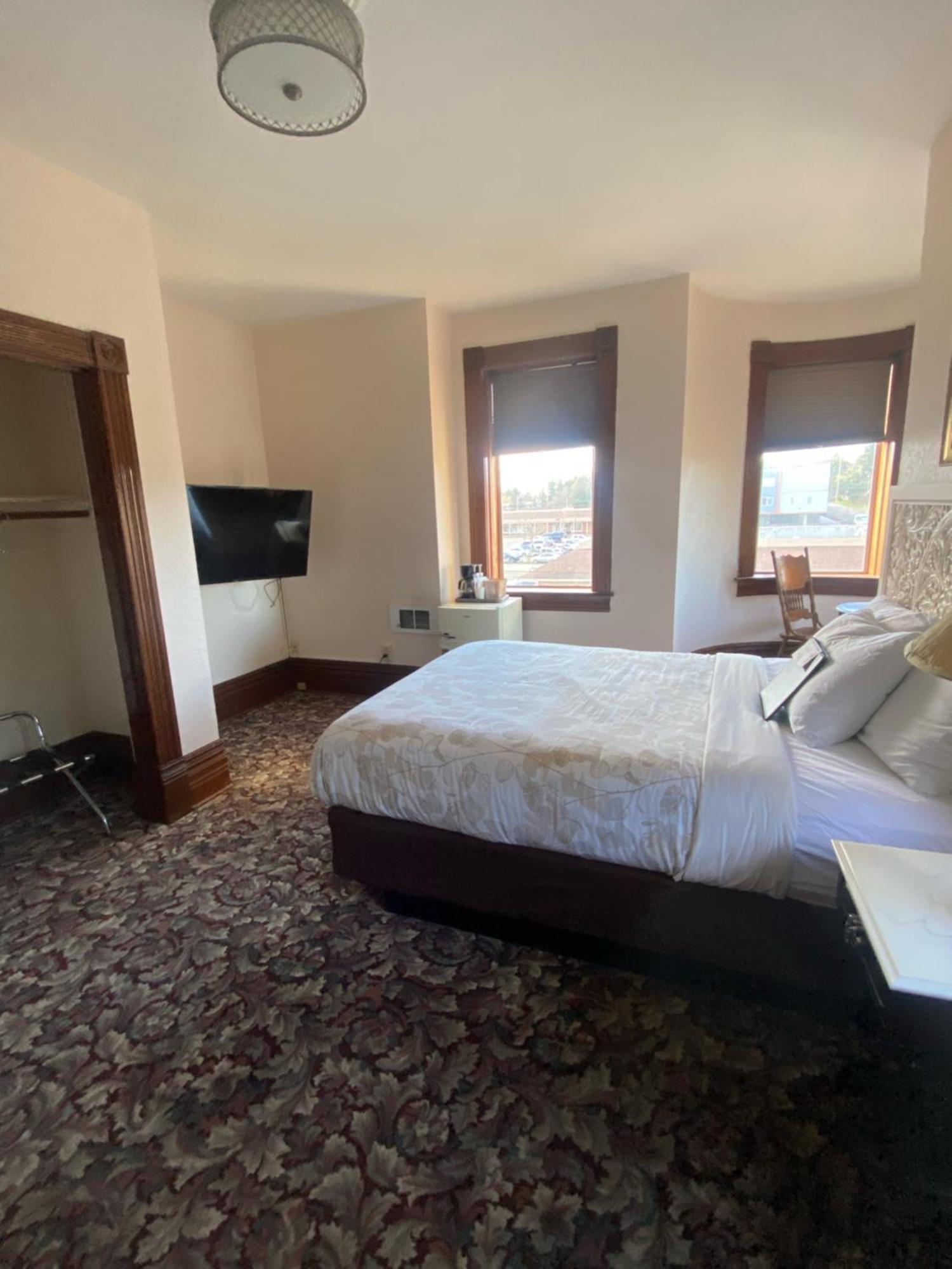Manresa Castle Hotel Port Townsend Buitenkant foto
